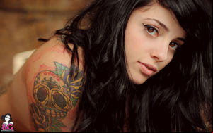 Beautiful Suicide Girl Radeo